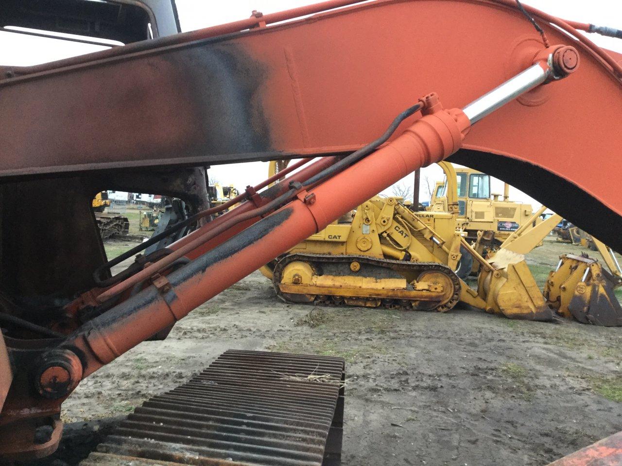 Excavator Hydraulic Cylinders 7 Excavator Balance Hydraulic Cylinder