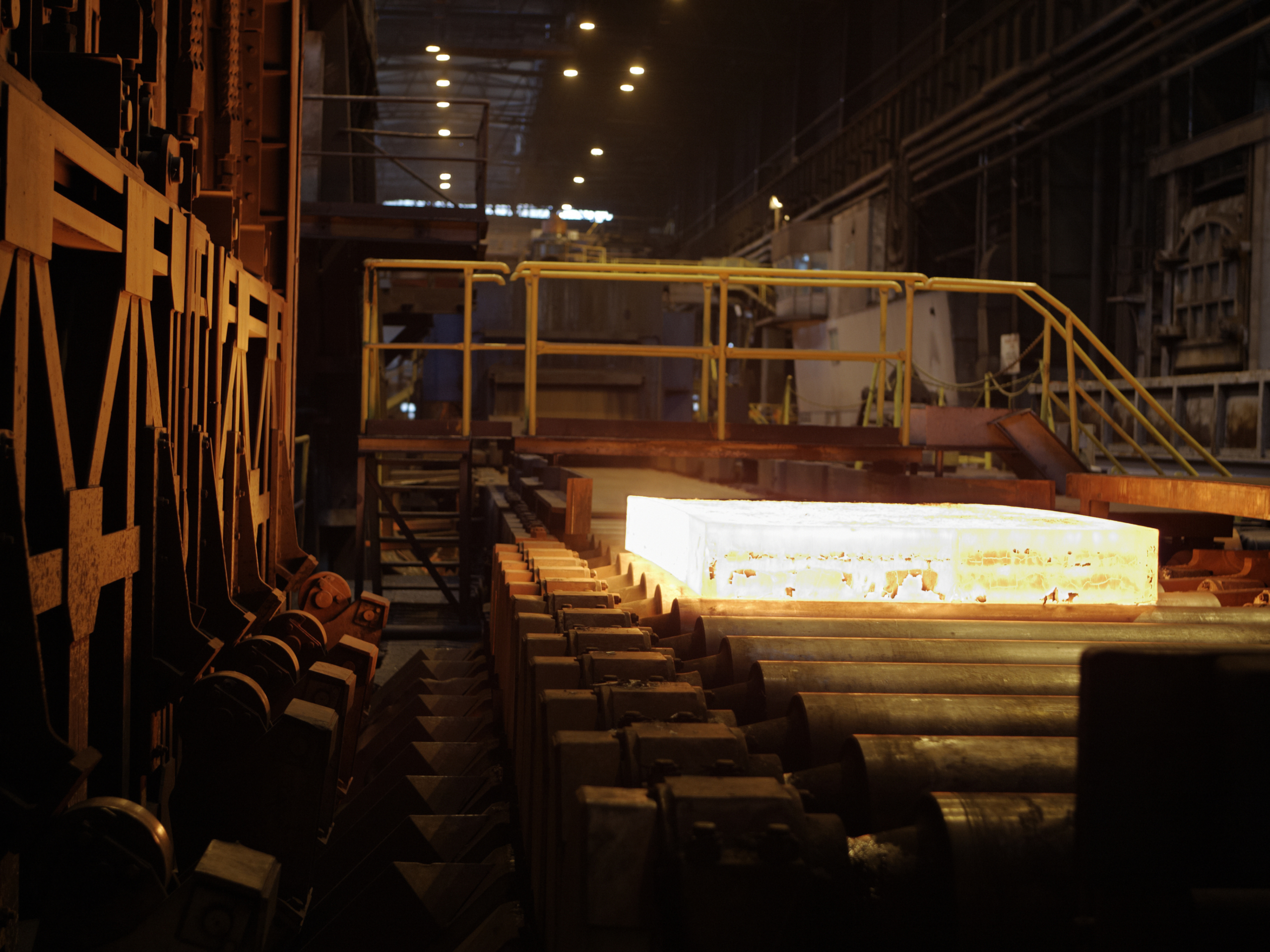 Applications 7 Heavy Dutdy Industry Hydraulic Cylinderpng