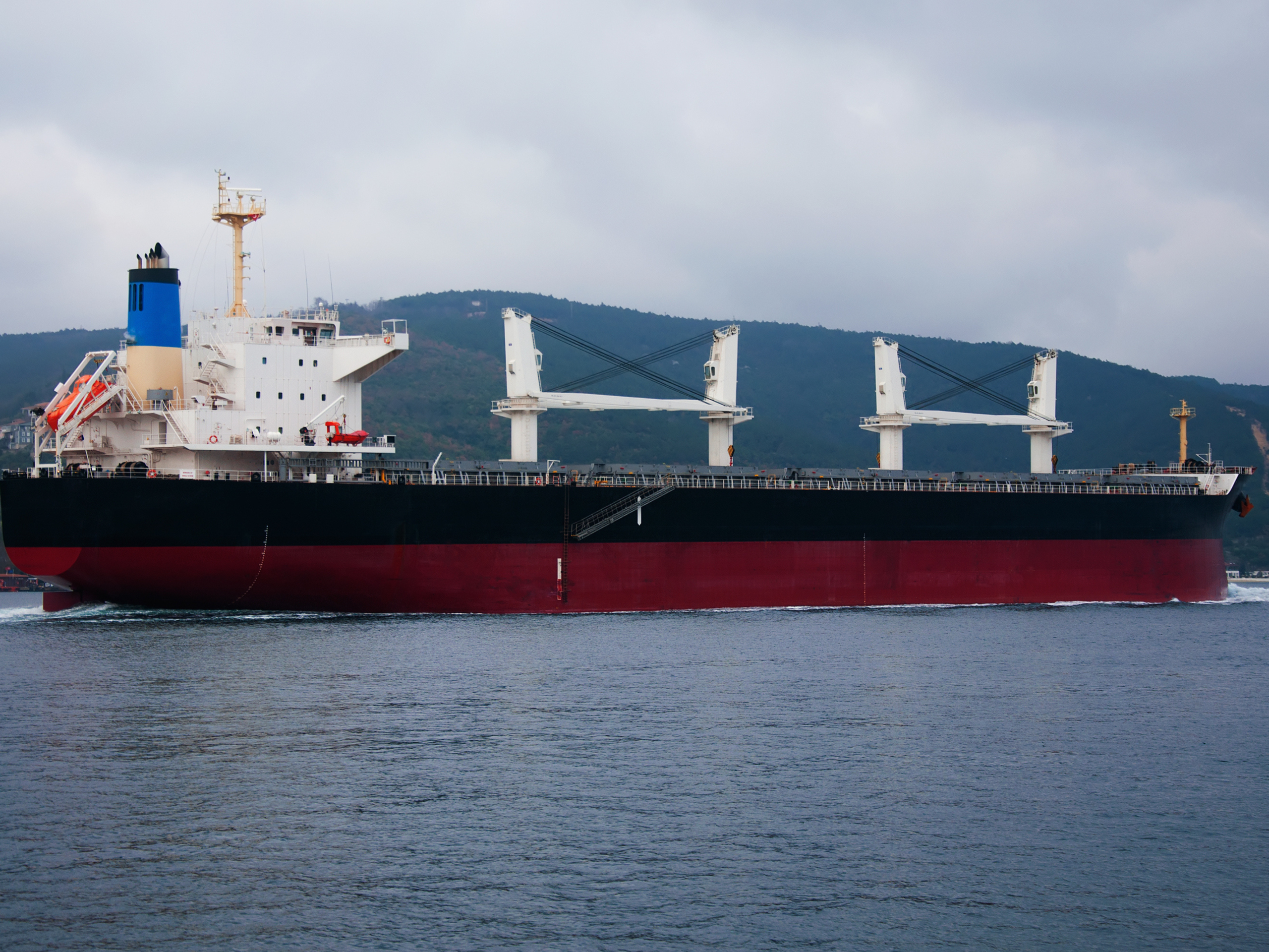 Custom Hydraulic Cylinders 11 Custom Cylinders for Marine Applications