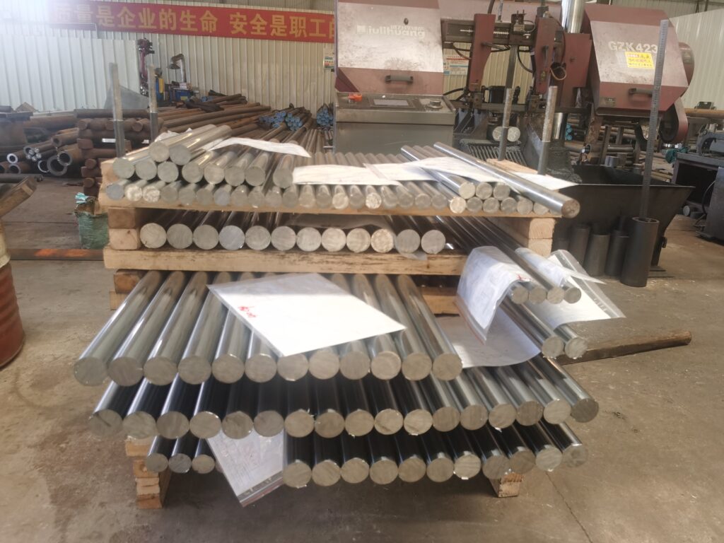 hydraulic cylinder Material Preparation and CNC Machining